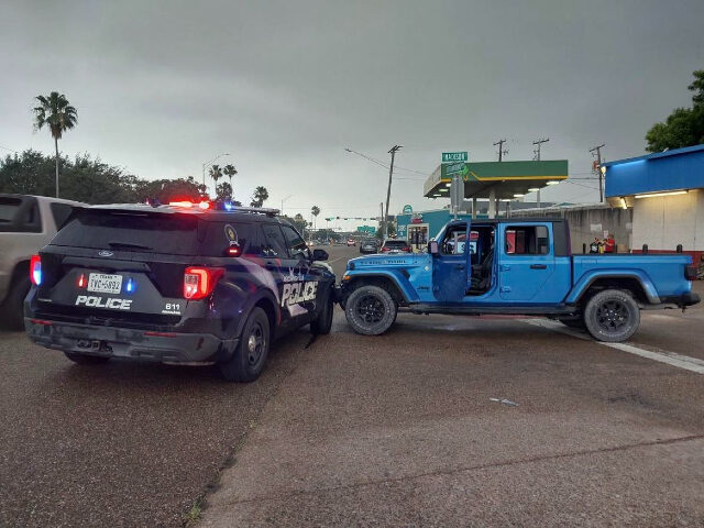 Brownsville-Car-Theft-640x480 Brownsville Police stop a stolen vehicle that was headed to Mexico under orders of the Gul