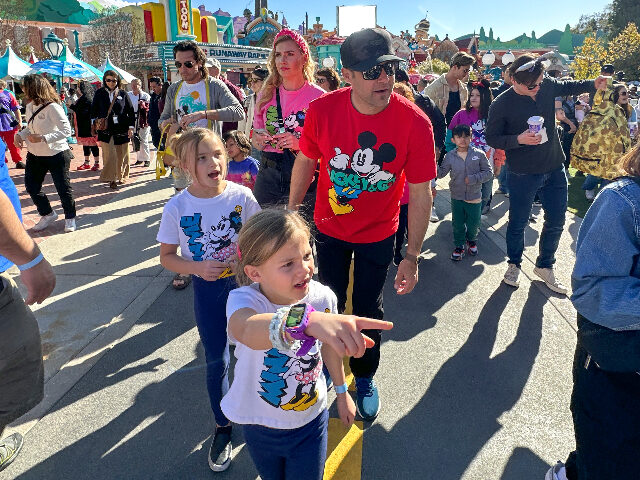 disneypark Anaheim, CA - March 18: Rory Pettit points out things as she enters Mickey's Toontown