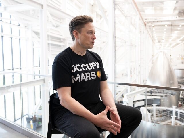 elon-musk-contemplates-spacex-mission-to-mars-640x480-1 Elon Musk contemplates SpaceX mission to Mars