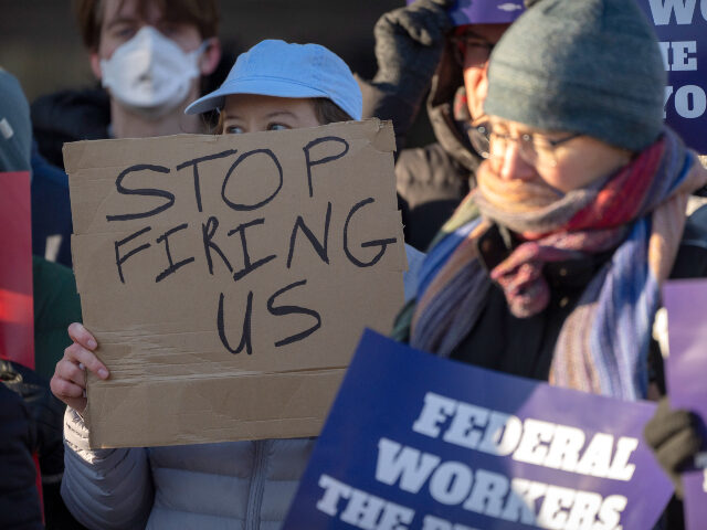 Federal Bureaucrats protest firings Demonstrators rally in support of federal workers outside of the Department of Health and