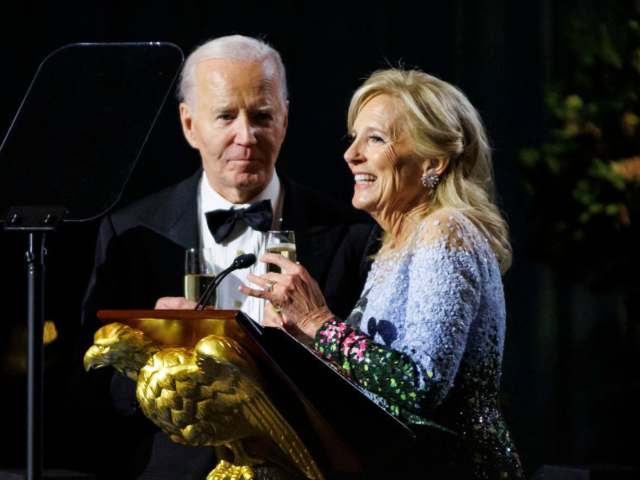 GettyImages-2185516444 US President Joe Biden, left, and First Lady Jill Biden during a dinner on the South Lawn
