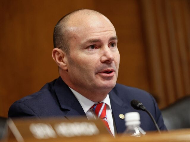 GettyImages-2193461005 Committee chairman US Senator Mike Lee, Republican from Utah, speaks during the Senate Ene