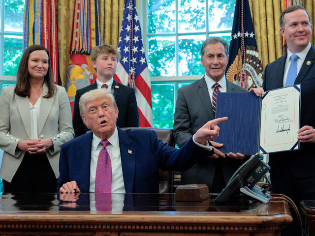 GettyImages-2214279454 WASHINGTON, DC - MAY 09: U.S. President Donald Trump is joined by Republican lawmakers, (L