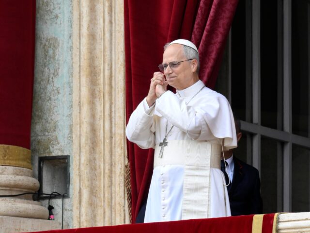 gettyimages-2214496293-1-640x480-1 VATICAN CITY, VATICAN - MAY 11: (EDITOR NOTE: STRICTLY EDITORIAL USE ONLY - NO MERCHANDISI