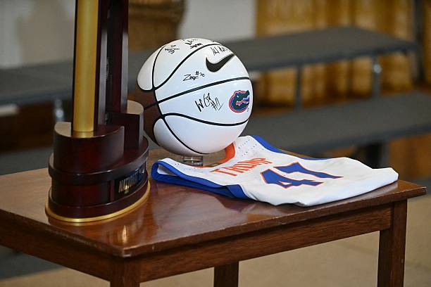 gettyimages-2215686233-612x612-1 Signed basketball is seen before the start of an event with US President Donald Trump welcoming the 2025 NCAA Basketball champions Florida Gators to...