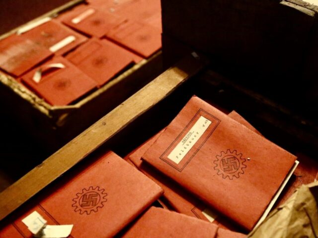 imagen-640x480-1 Membership notebooks with Nazi symbols found inside the boxes. Credit: Argentina Supreme C