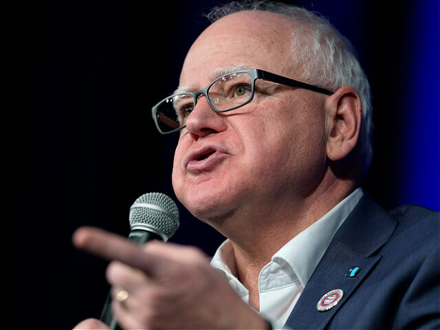 mar14-25-Minnesota-Gov-Tim-Walz-Iowa-ap FILE - Minnesota Gov. Tim Walz speaks at a town hall event at Roosevelt High School, Frida