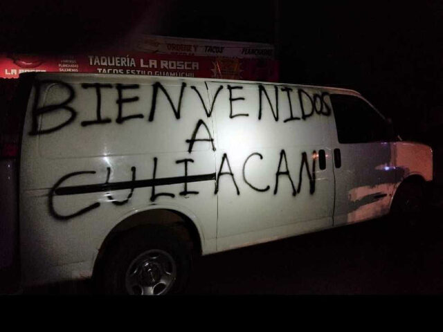 Sinaloa Van Cartel gunmen left a van full of bodies in Culiacan, Sinaloa. (Credit: Breitbart Texas / C