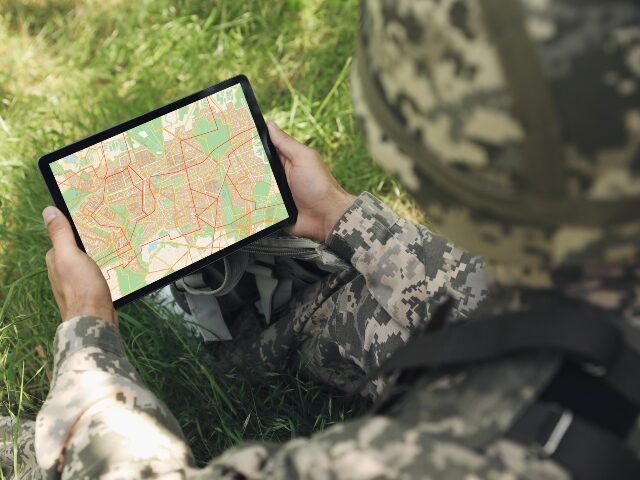 soldier-using-gps-locator-on-tablet-640x480-1 Soldier using GPS locator on tablet