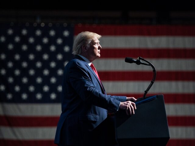 trump-flag-wh-photo (2) Donald Trump