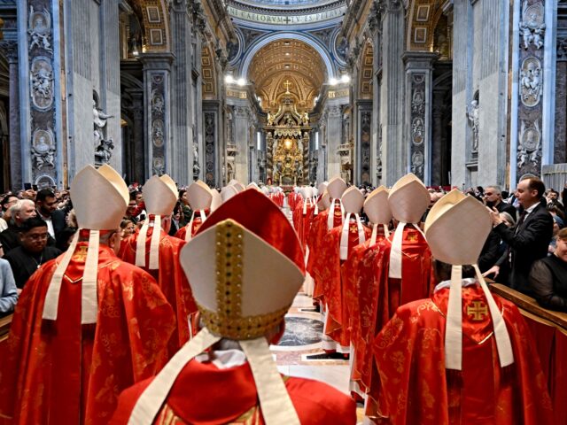 vatican votes VATICAN CITY, VATICAN - MAY 07: (EDITOR NOTE: STRICTLY EDITORIAL USE ONLY - NO MERCHANDISI