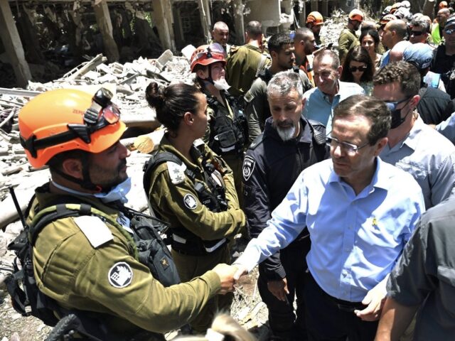 3572bd67-bb05-4127-af02-e475affdf401-640x480-1 Isaac Herzog (Isaac Kaner / GPO)