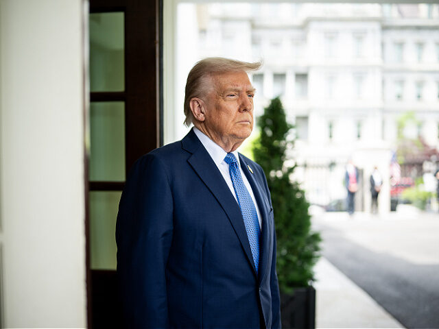 Apr25-Donald-Trump-Norway-file-White-House-Flickr President Donald Trump greets Prime Minister Gahr Store of Norway, Thursday, April 24, 202