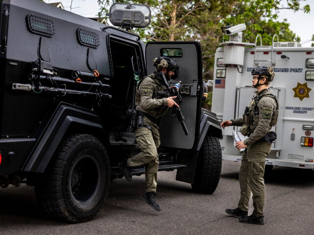 Boulder attack Tactical teams get into position following an incident that the FBI is investigating as an