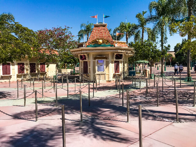 disneyworld ANAHEIM, CA - SEPTEMBER 30: Stanchions that normally direct long lines remain empty at the