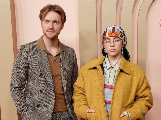 finneas BEVERLY HILLS, CALIFORNIA - FEBRUARY 12: (L-R) Finneas O'Connell and Billie Eilish at