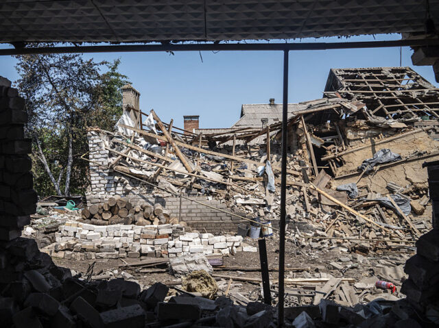At least 3 killed and 2 wounded in Russian shelling of Kramatorsk district KRAMATORSK, UKRAINE, JUNE 3, 2025: A view of the destruction aftermath of Russian shelling