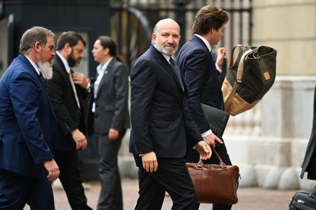 US, China Continue Trade Talks Howard Lutnick, US commerce secretary, arrives for trade talks at Lancaster House in Londo