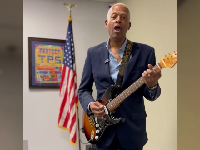 hank-johnson-jimi-hendrix-parody-song-640x480-1 Hank Johnson - Jimi Hendrix parody song