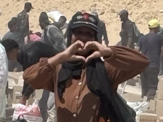 img_1359-640x480-1 Palestinian loves GHF (Courtesy Gaza Humanitarian Foundation)