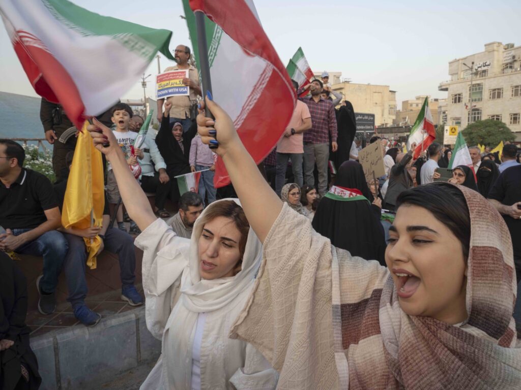 iran-parade-4-1024x768-1