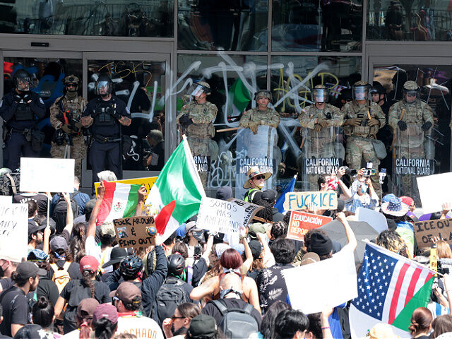Los-Angeles-CA-June-9-2025-National-Guard-getty Los Angeles, CA June 9, 2025 National Guard stood in front of the federal building watchin