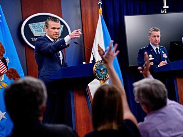 pete hegseth ARLINGTON, VIRGINIA - JUNE 22: U.S. Defense Secretary Pete Hegseth (L), accompanied by Cha