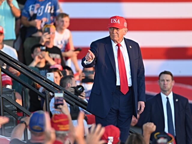 trump and immigration DES MOINES, IOWA, UNITED STATES - JULY 3: President of the United States Donald J. Trump d