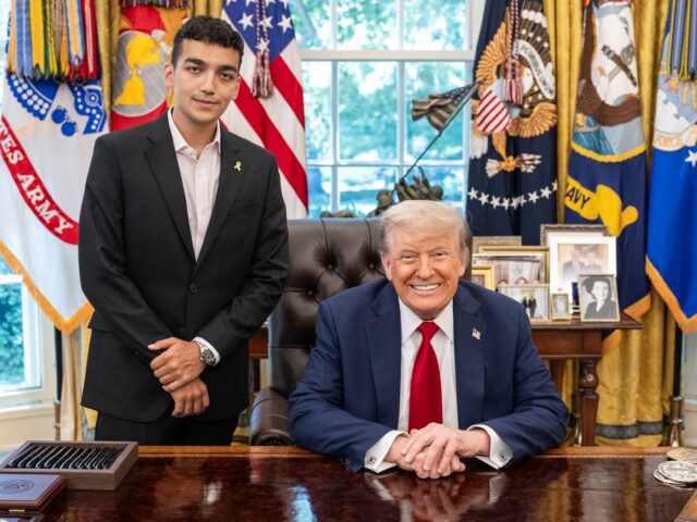 Trump hostage (White House)
